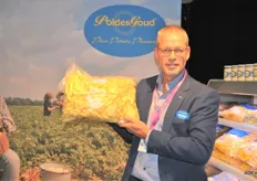 Geert Klaessen van Schaap Holland met de horecaverpakking.​